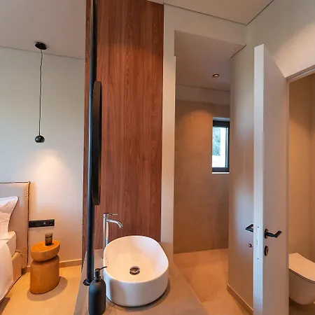 Massari Breeze Malona Village